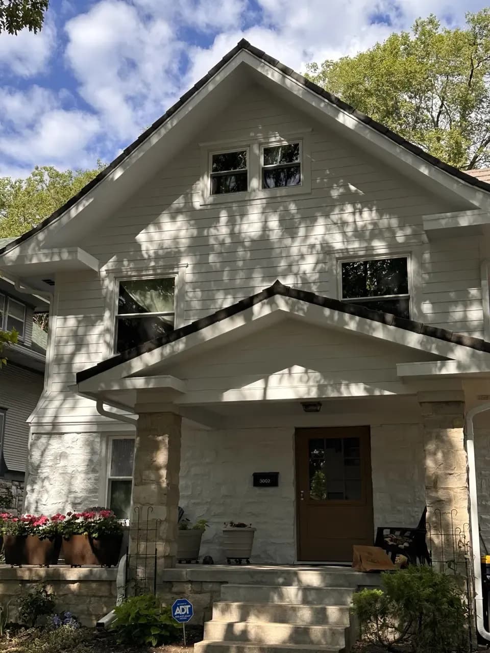 after-kansas-city-james-hardie-siding-installation-01.webp