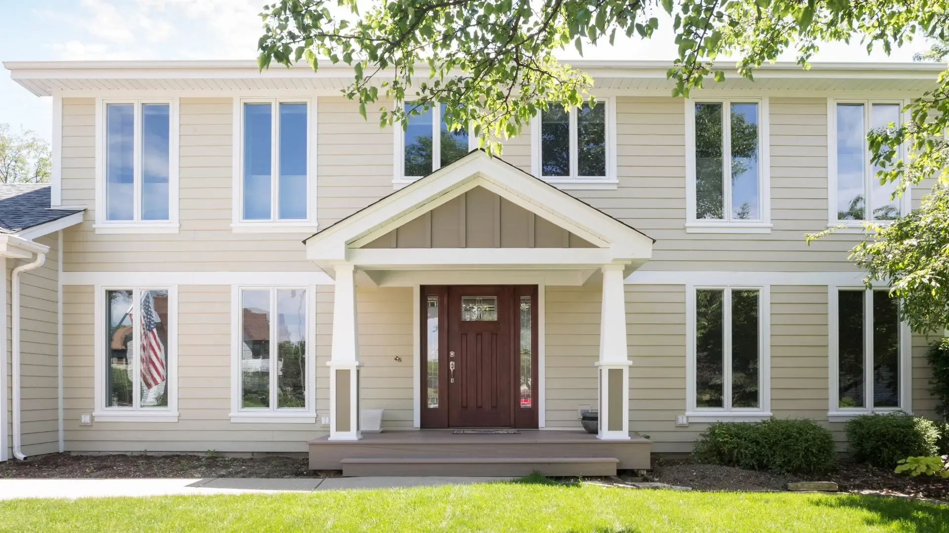 how-james-hardie-siding-protects-your-home-from-moisture-and-mold-01.webp