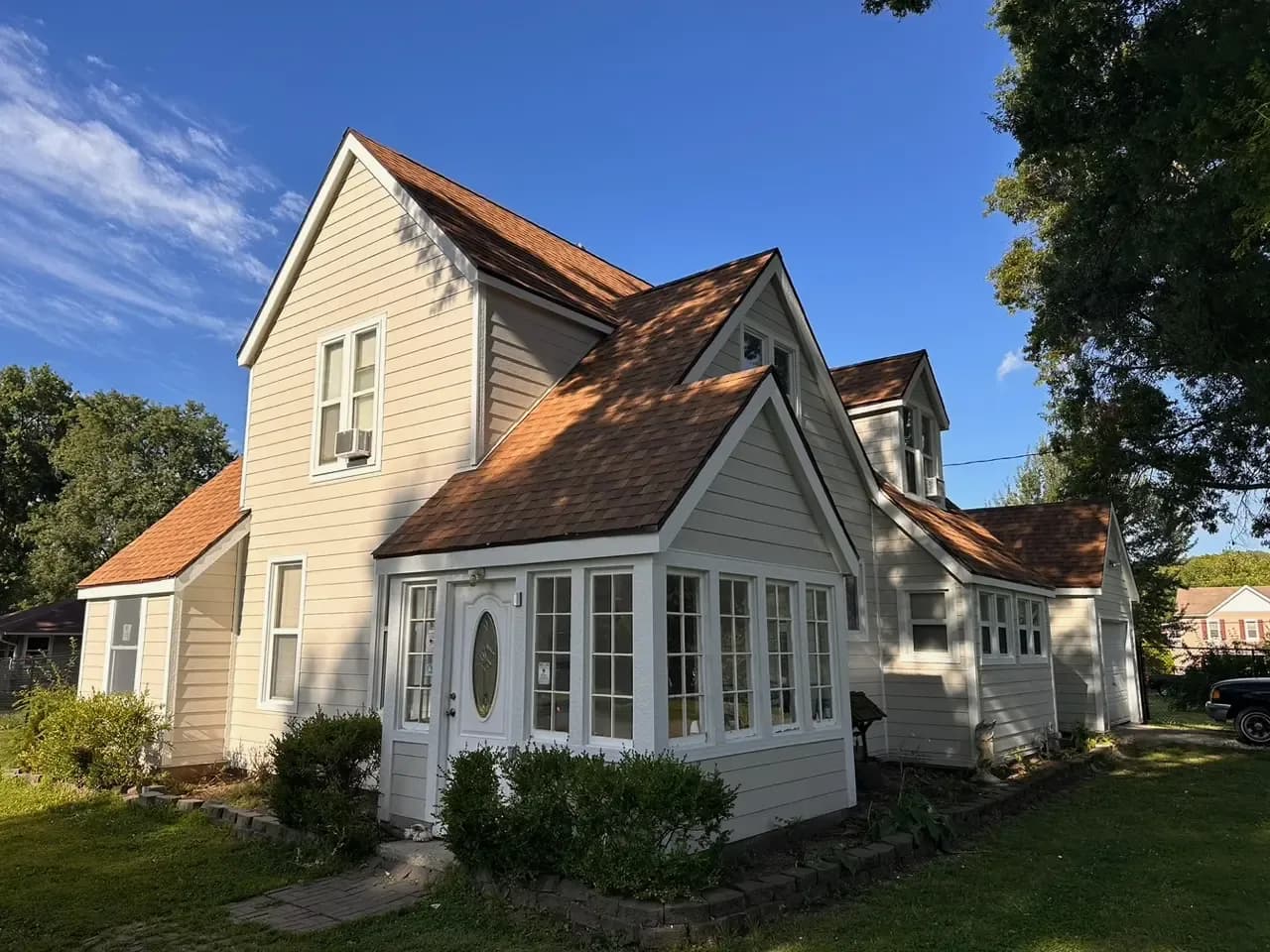 New siding installed on Leavenworth home after storm damage