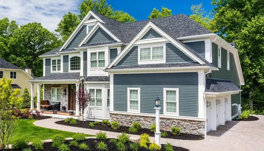 https://www.safeharborexteriors.com/wp-content/uploads/2021/06/What-Are-the-Pros-and-Cons-of-Hardie-Board-Siding-01-1024x585.jpg